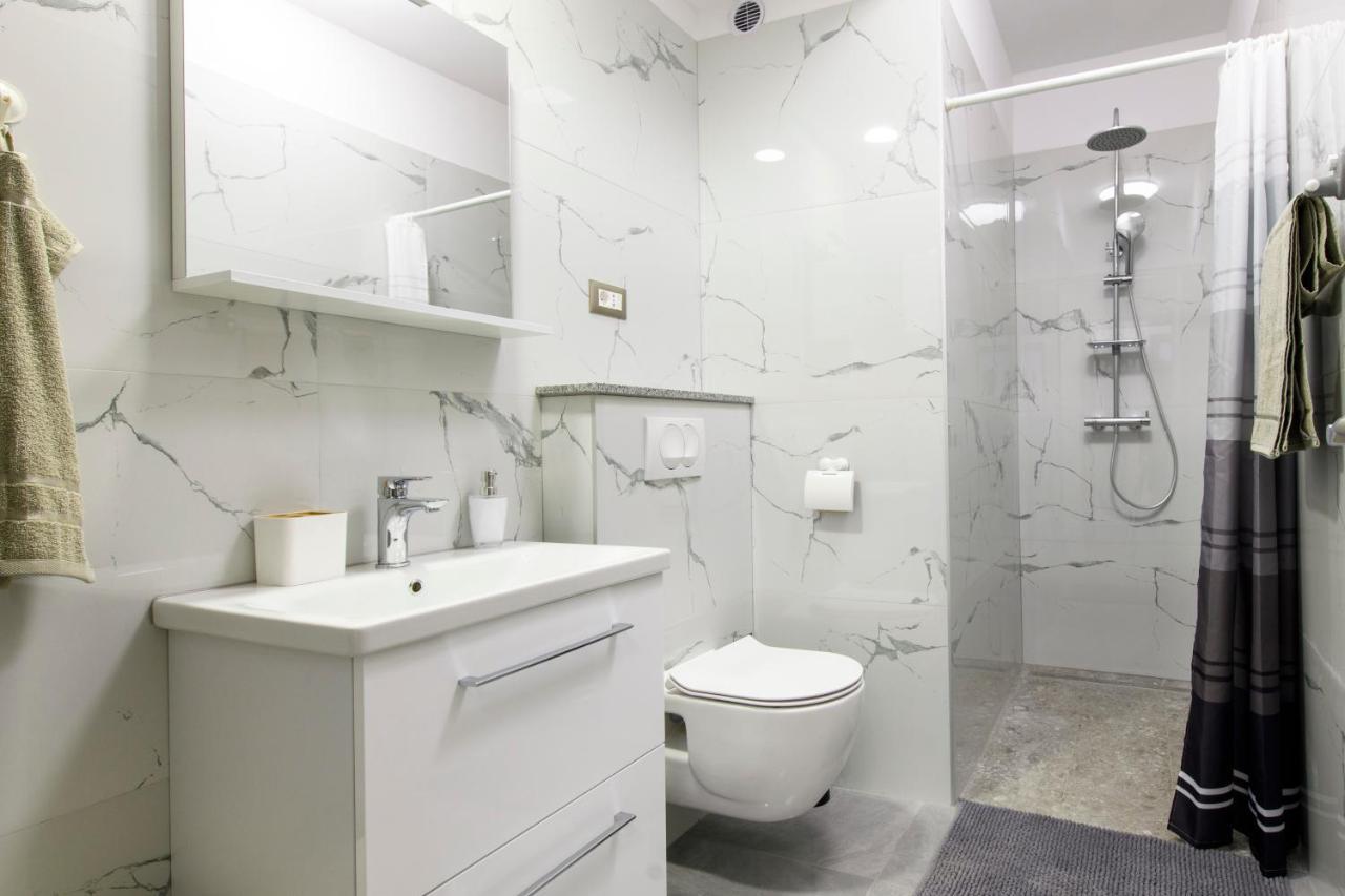 Apartment Delalle Split Bagian luar foto